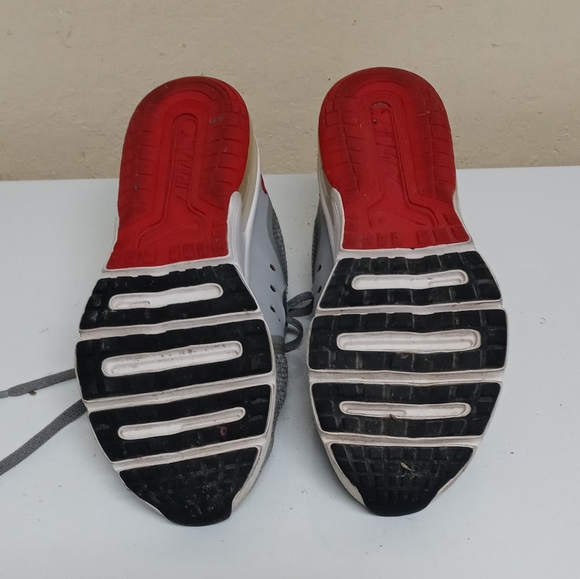 Shoes - Picture 4 of 4